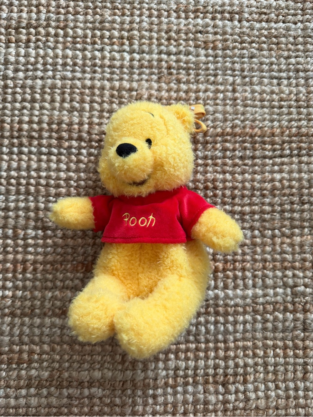 Tokyo Disney Pooh Plush Shoulder Bag Winnie the Pooh parks pouch Japan